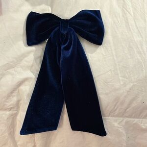 J.Crew blue velvet hair bow / barrette